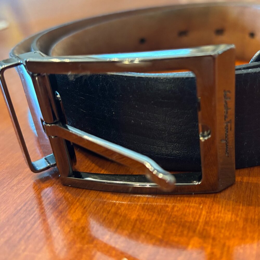 Salvatore Ferragamo Men's Navy Blue Leather Belt